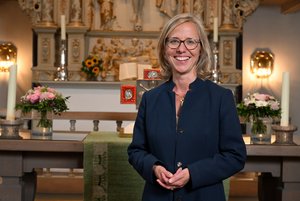 Die zukünftige Bischöfin Nora Steen nach der Wahl in der Rendsburger Christkirche