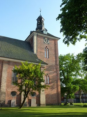 Der Turm der Rendsburger Christkirche